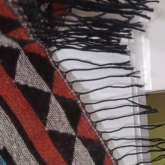 Urban CoCo Southwest Open Front Wrap Shawl Poncho NNT - Picture 5 of 12